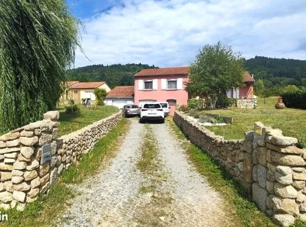 Belle maison de 2007 + garage 50 m² sur 1500 de terrain
