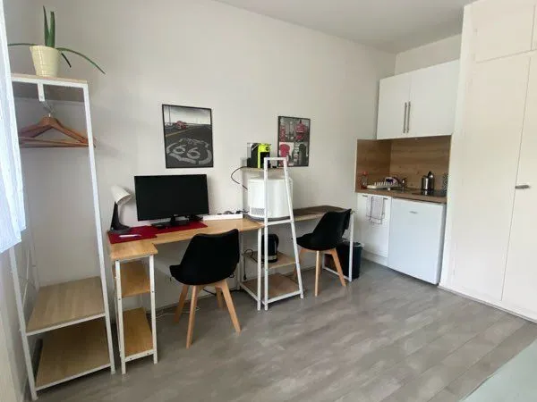 Studio Meublé