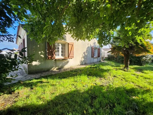 Quartier prisé de Sion sur l'océan, calme et proximité comme