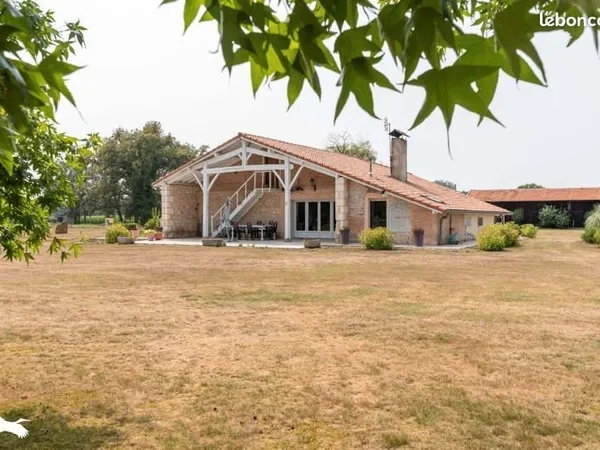Maison 4 pièces 160 m²