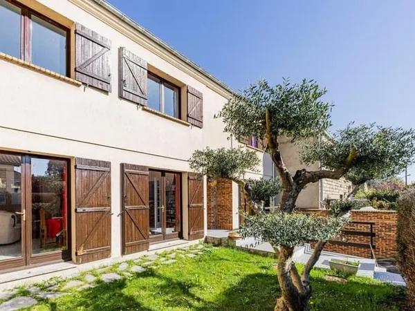 Maison/Villa T5 de 140 m2 à Bagneux 92220