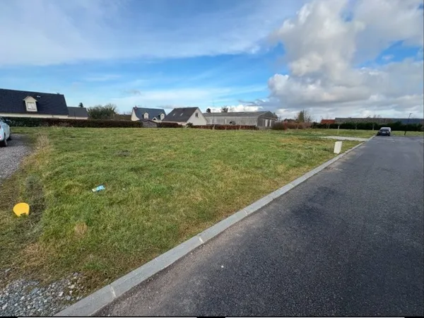 Terrain 1024 m²