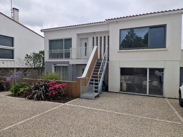 Maison Challans 6 pièce(s) 167.26 m2