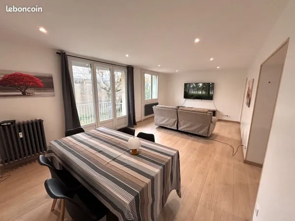 Appartement T3 rénové - Quartier Fontlozier
