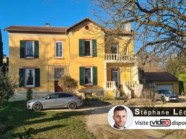 Maison Sauzet 10 pièce(s) 220 m2