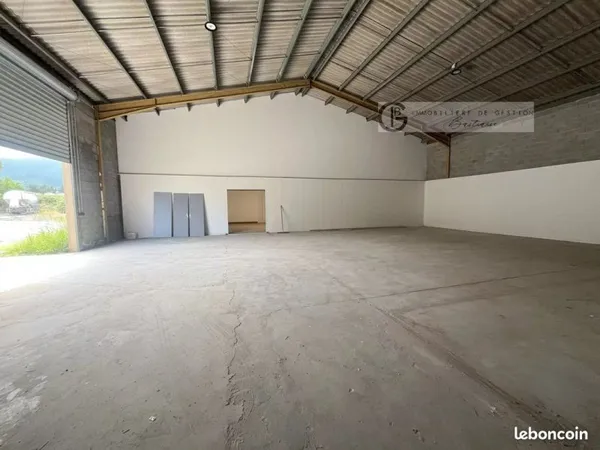 Local 286 m² Biguglia