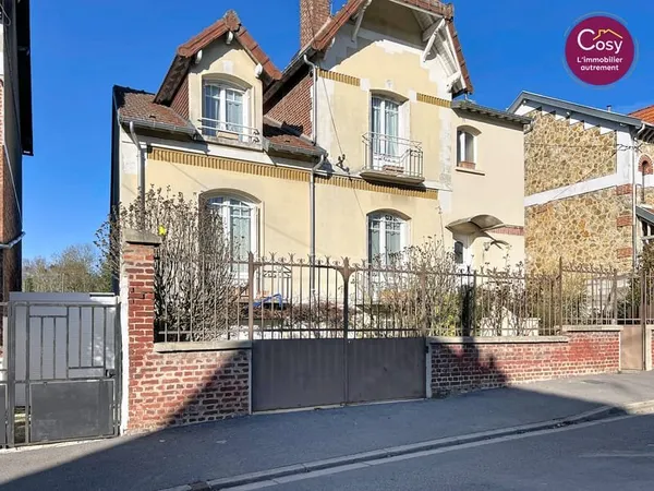 Belle demeure Soissons, 5 chambres, piscine...