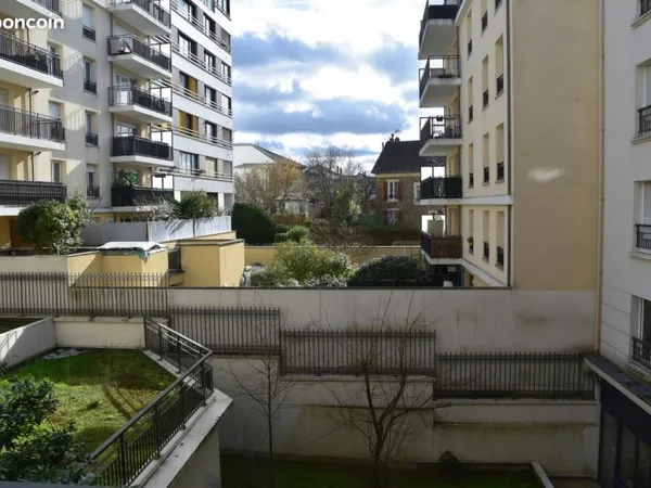 3 pièces sur 93110