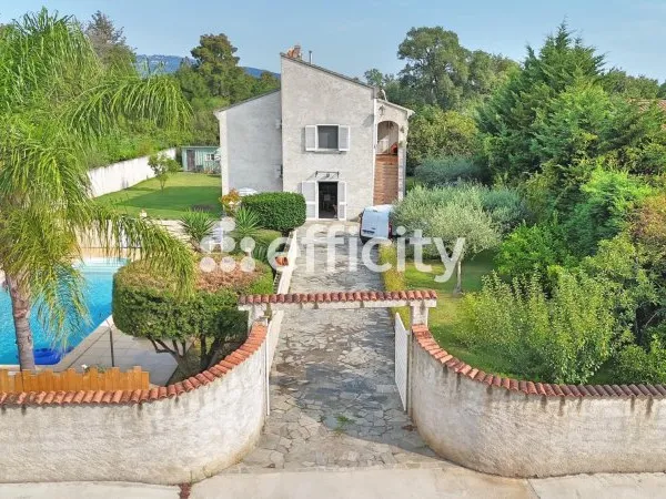 Maison 7 pièces 193 m²