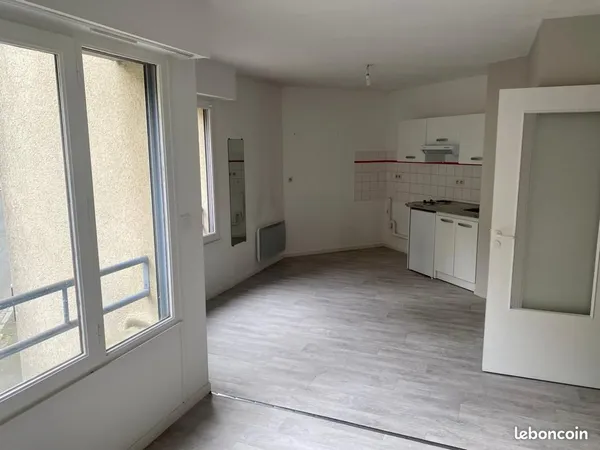 📍 Vente T1 bis 36 m² - Résidence seniors sécurisée - Rennes centre - 129 k