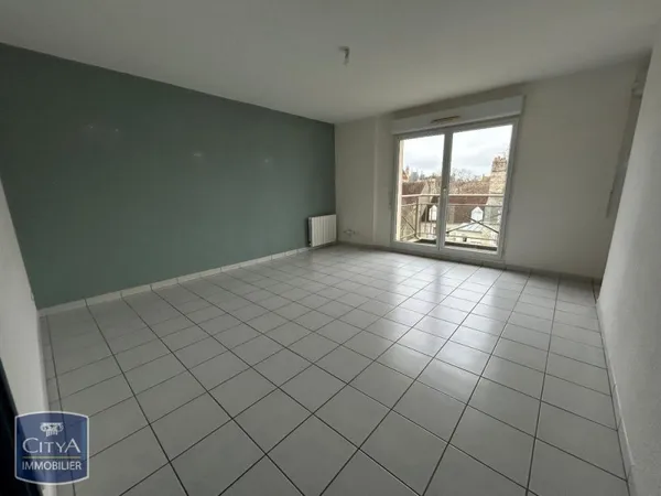 À LOUER : Appartement récent T2 bis situé en plein coeur ....