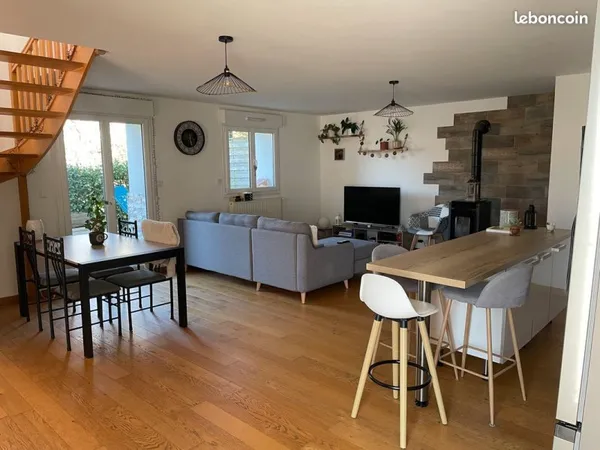 Appartement en duplex - esprit maison - avec jardin et terrasse
