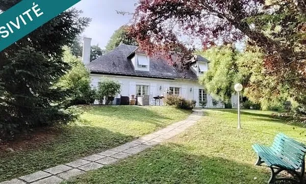 Maison 8 pièces 175 m²
