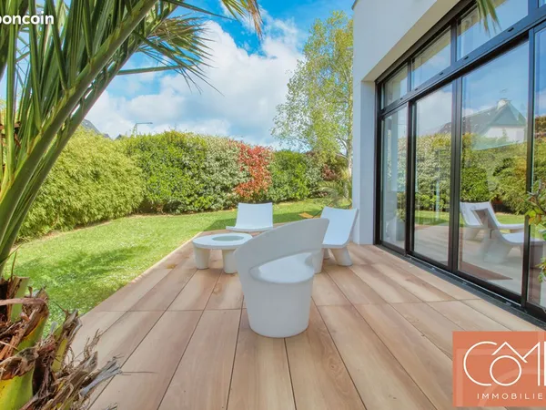 Maison 7 pièces 195 m²