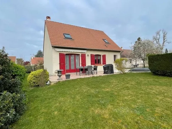 Maison familiale au calme avec sous-sol complet