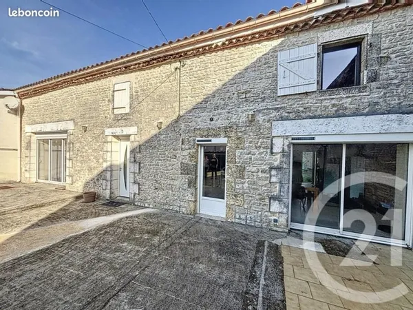 Maison 6 pièces 218 m²