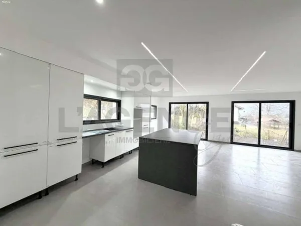 Maison jumelée 5 pièces 115 m²