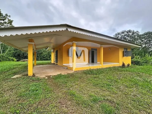 DPT GUYANE, à vendre ROURA Maison T4 de 79 m2 sur un terrain de 6015 m2