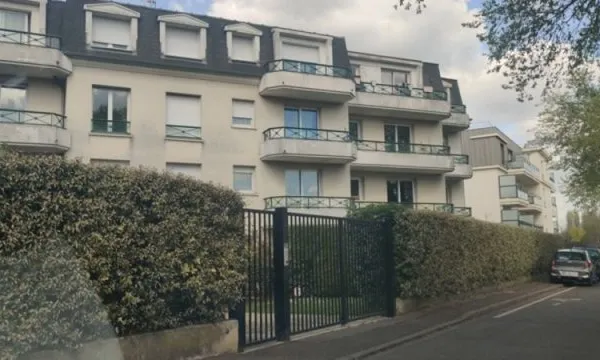 Local/bureau à vendre CHENNEVIERES SUR MARNE (94)