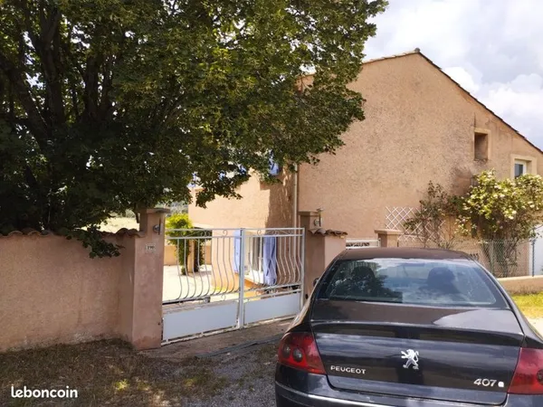 Maison provencal t4 avec piscine