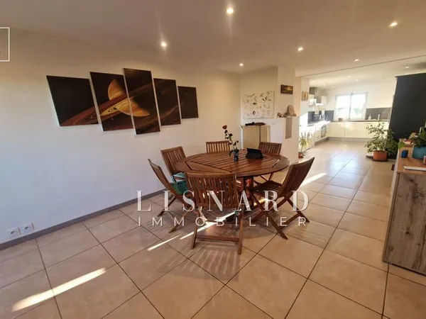 Appartement 4 pièces 76 m²