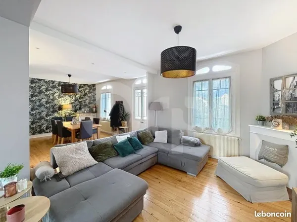 Maison 5 pièces 161 m²