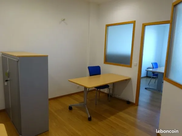 BUREAUX 42 m² ARCHAMPS