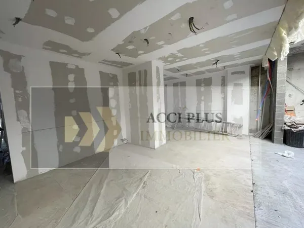 A VENDRE - MAISON DE VILLE - 160m² - GARAGE