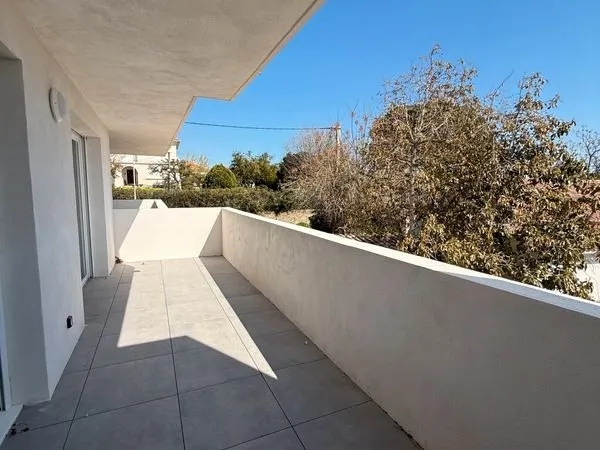 Vends places de stationnement