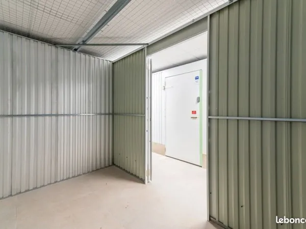 Garage/box 20 m² Gardanne