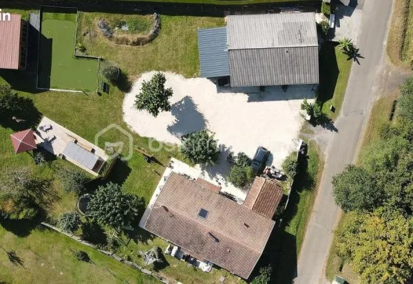 Propriété 8 pièces 260 m²