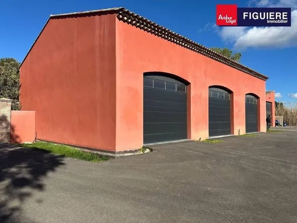 Local d'activité 405 m²
