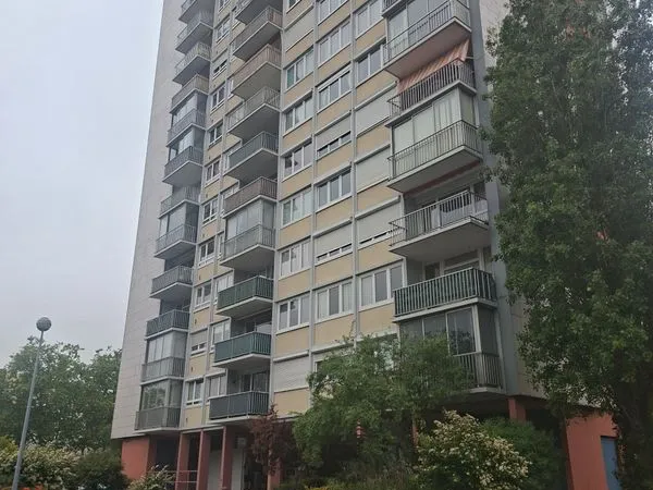 T4 74m2, 3 chambres, idéal investisseur/ colocation, proche gare