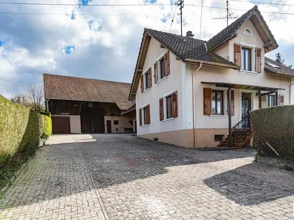 Maison individuelle avec dépendances - Heidwiller (68720)