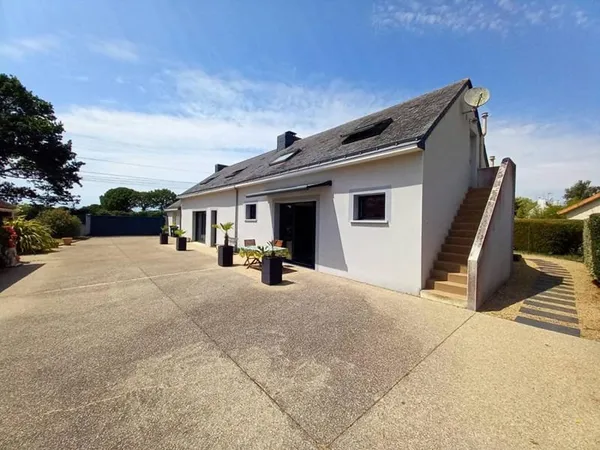 Maison Pornichet 7 pièce(s) 190 m2 avec dépendances