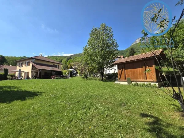 Voreppe villa avec terrain de 1006 m2