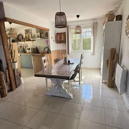 Maison avec jardin