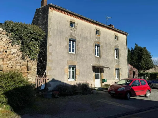 HAUTE VIENNE - Proche Chateauponsac - SYMPATIQUE MAISON DE CAMPAGNE indépendante sur grand terrain d