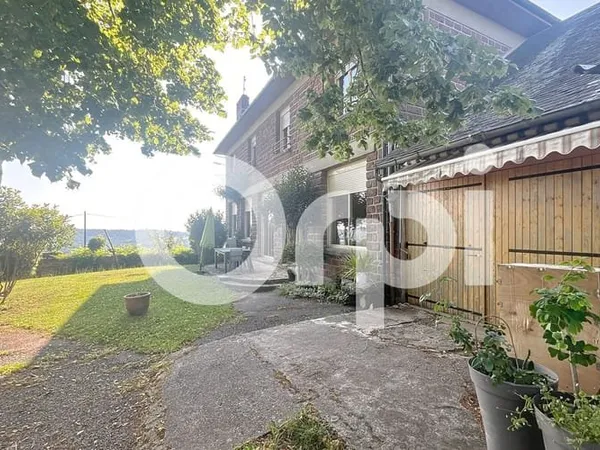 Maison 5 pièces 237 m²