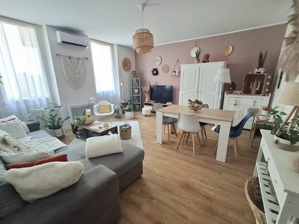 Appartement Sigean 3 pièce(s) 74 m2