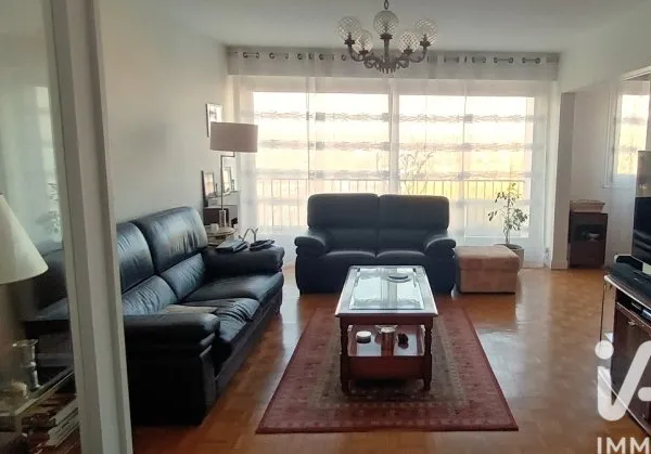Appartement 6 pièces 121 m²