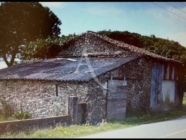 Immeuble commercial 1 pièce 95 m²