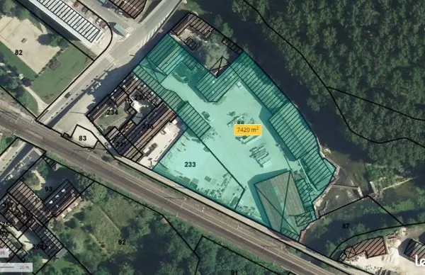 Local 2900 m² TONNERRE