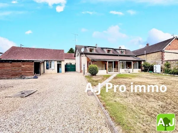 Maison 7 pièces 210 m²