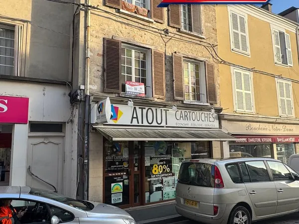 Centre-ville d'Étampes - Maison 107 m² en fond de cour