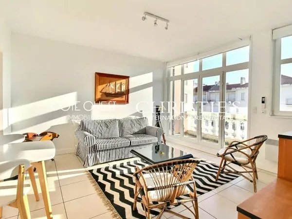 À vendre Saint-Jean-de-Luz - Appartement sur la plage