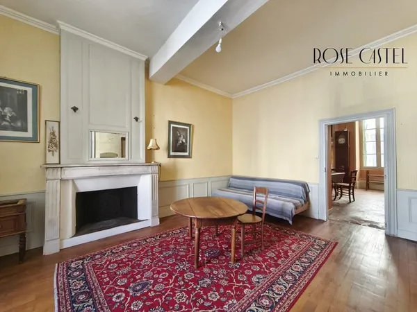 Maison en coeur de ville; Vie possible de plain pied.