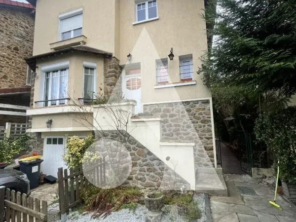 Maison Sucy En Brie 6 pièce(s) 130 m2