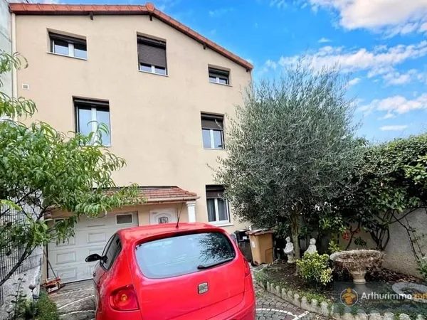 Maison 4 pièces 100 m²