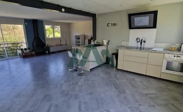 Maison 5 pièces 158 m²